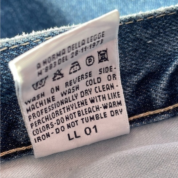 [36] Versace Couture Men’s True Vintage Medium Wash Straight Leg Denim Jean - Picture 14 of 15